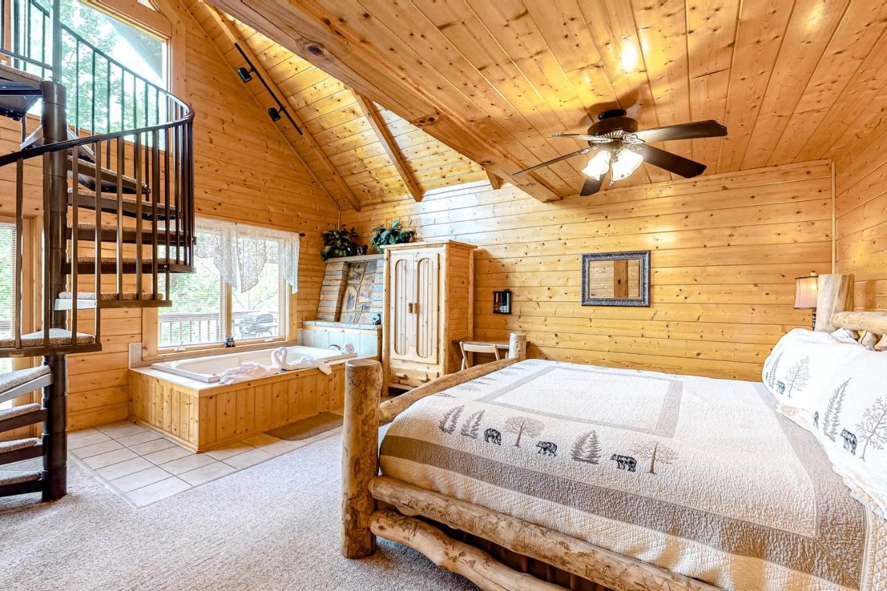 Daa Bear'S Lodge Gatlinburg Eksteriør billede