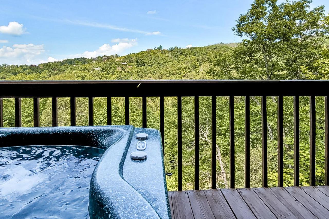 Daa Bear'S Lodge Gatlinburg Eksteriør billede